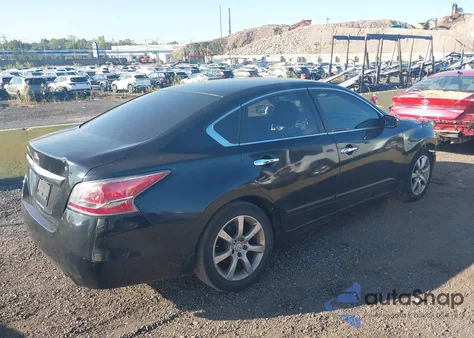2015 Nissan Altima 2.5 S z USA, uszkodzony, nr VIN 1N4AL3APXFN874074